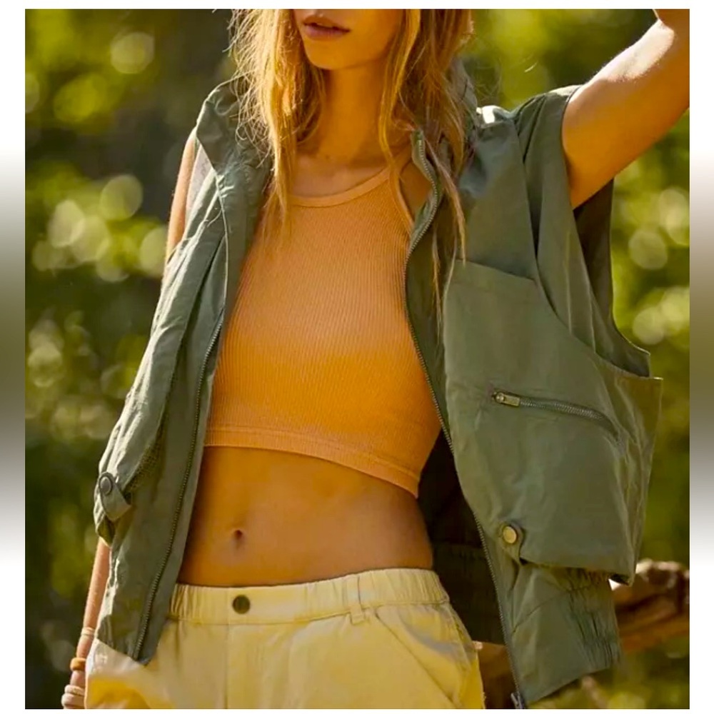 NWOT Free People Movement Off The Grid Vest Sz Sm